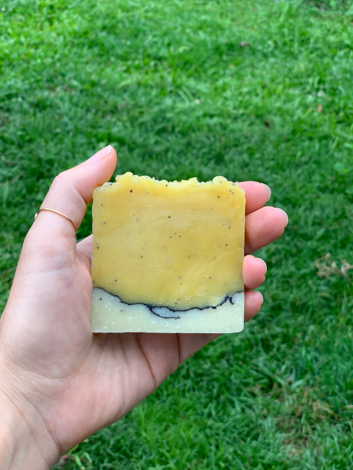Produção artesanal de sabonetes
